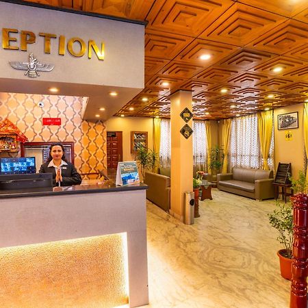 Muscatel Fairmont - 100 Mts From Mall Road Дарджилинг Экстерьер фото