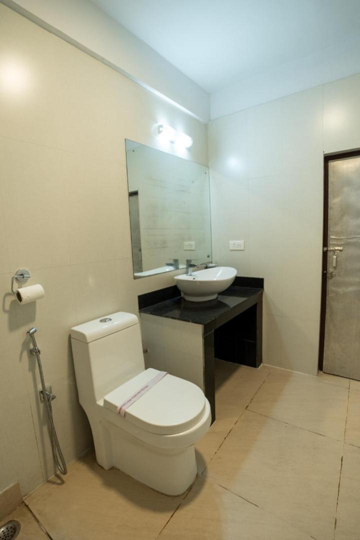 Muscatel Fairmont - 100 Mts From Mall Road Дарджилинг Экстерьер фото