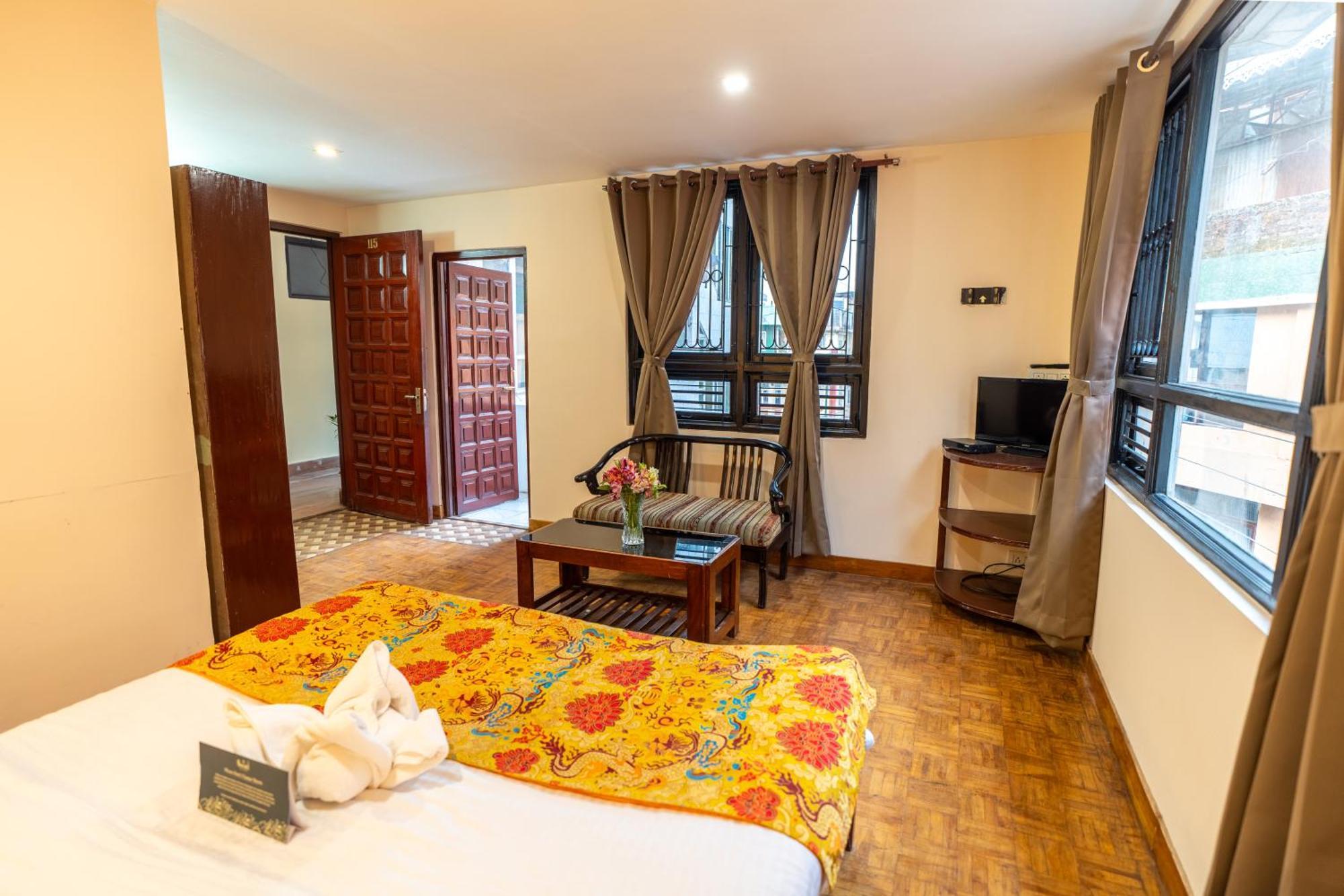 Muscatel Fairmont - 100 Mts From Mall Road Дарджилинг Экстерьер фото