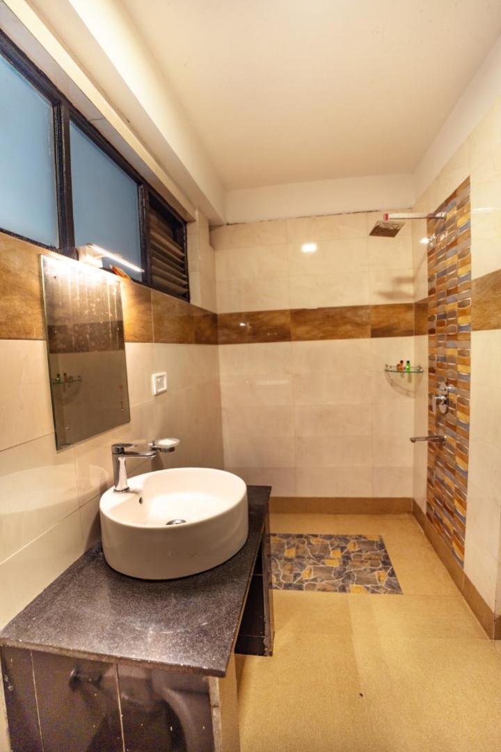 Muscatel Fairmont - 100 Mts From Mall Road Дарджилинг Экстерьер фото
